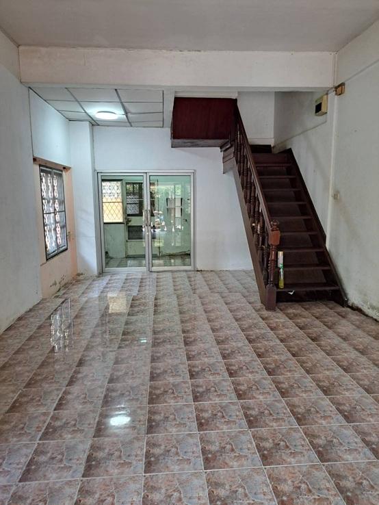 ขายทาวเฮ้าหมู่บ้านชวนชื่นบางเขน หลังริม ซอยแจ้งวัฒนะ14 2