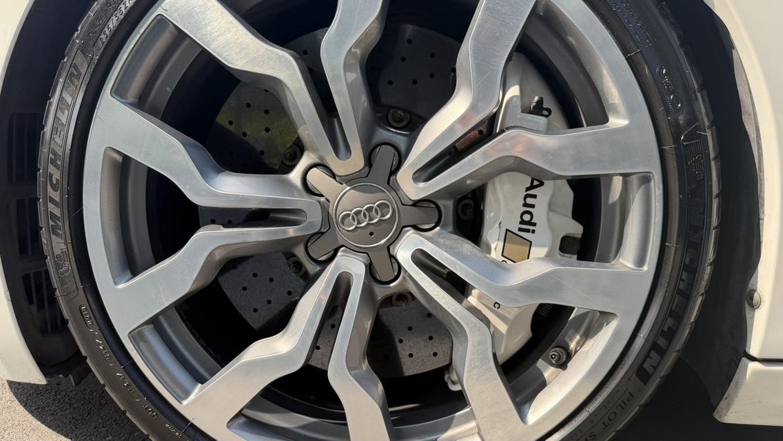 รหัสรถ KPV53 AUDI R8 SPYDER 2011 รูปที่ 9