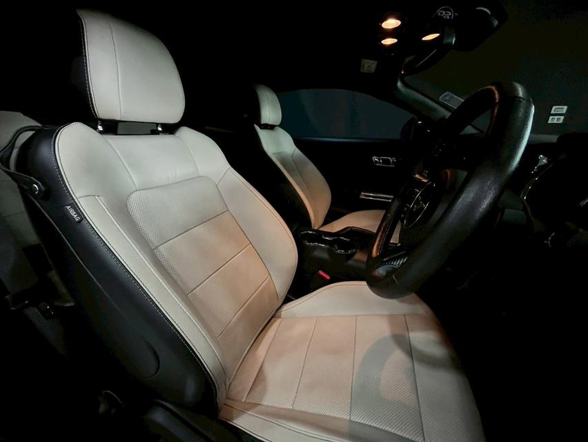 Ford Mustang 2.3 EcoBoost Coupe เลขไมล์เพียง 66,xxx Km. สีดำดุดัน ปี 2016 ภายใน Two-Tone หายากกกมากกก 12