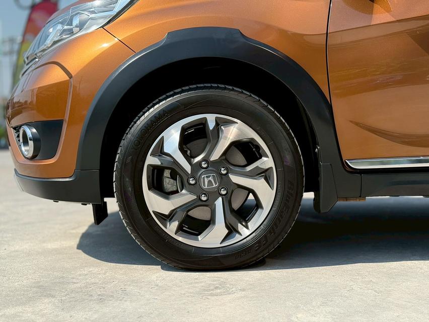 ปี 2018 HONDA BRV, 1.5 SV โฉม ปี16-22สีน้ำตาล Premium Amber Metallic(เฉพาะรุ่น 7 ที่นั่ง) เครื่องยนต์เบนซิน รูปที่ 17