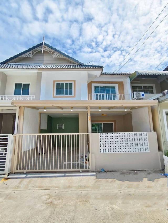หมู่บ้านพฤกษา18/1 บางใหญ่ ซอยแก้วอินทร์ทาวน์เฮาส์ 2 ชั้น  ตกแต่งใหม่พร้อมอยู่  พร้อมเฟอร์นิเจอร์ หน้าบ้านกว้าง 6 เมตร 1