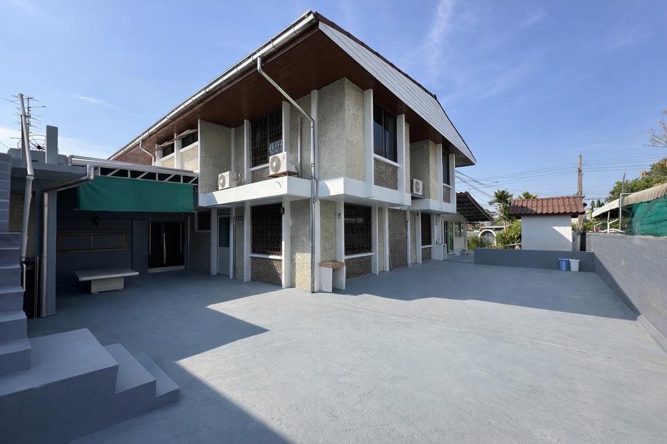 บ้านเสนานิเวศน์ 1 ซอย ประเสริฐมนูกิจ 18 ถนนเกษตร-นวมินทร์ แขวงจรเข้บัว เขตลาดพร้าว กรุงเทพมหานคร 7