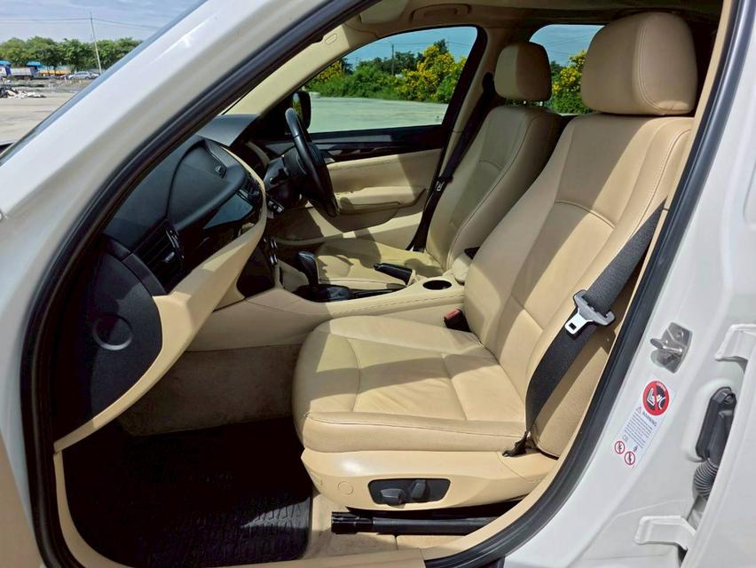 ขาย BMW X1 Sdrive 18i ปี12 13