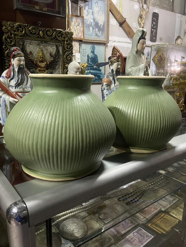 โถพลูเขียวไข่กา ลายมะเฟือง ทรงกลม โถใบชะพลูโบราณ 5