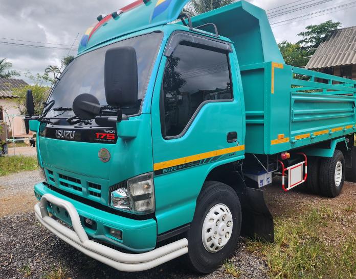 รถบรรทุก 6 ล้อ​ ISUZU​ NQR​ 175​