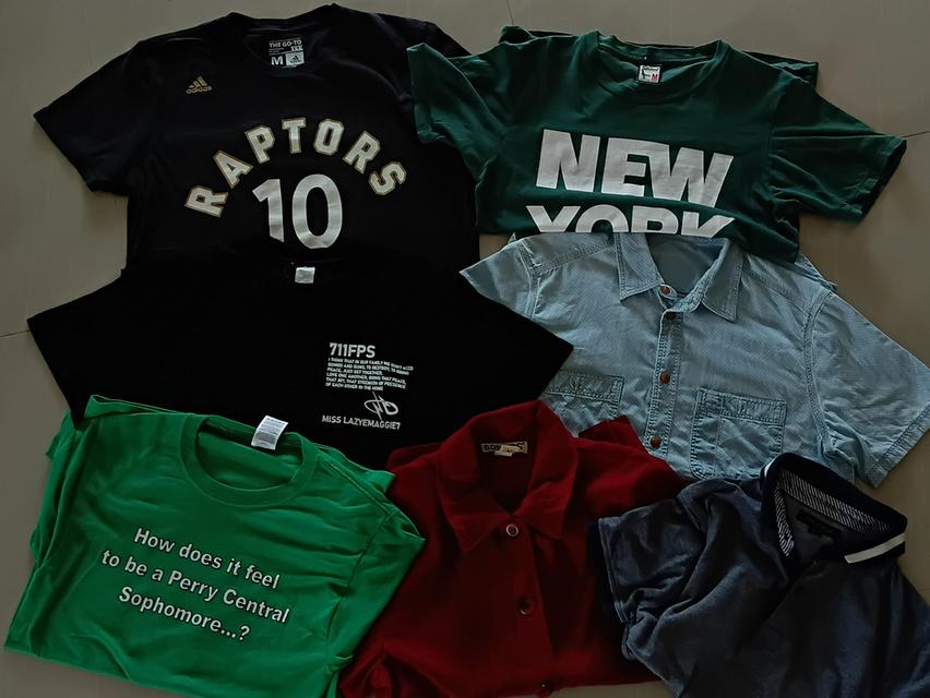 เสื้อมือสอง วินเทจสวยไม่ตกเทรนเเน่นอน