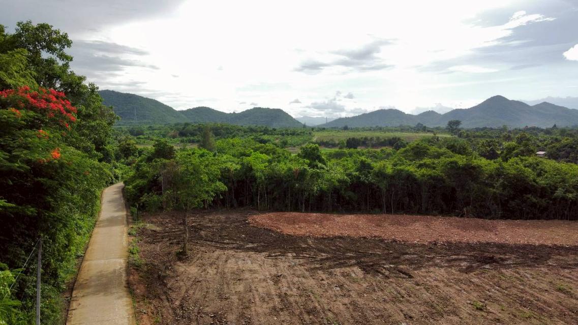 ที่ดินเพชรบุรี วิวภูเขา 4