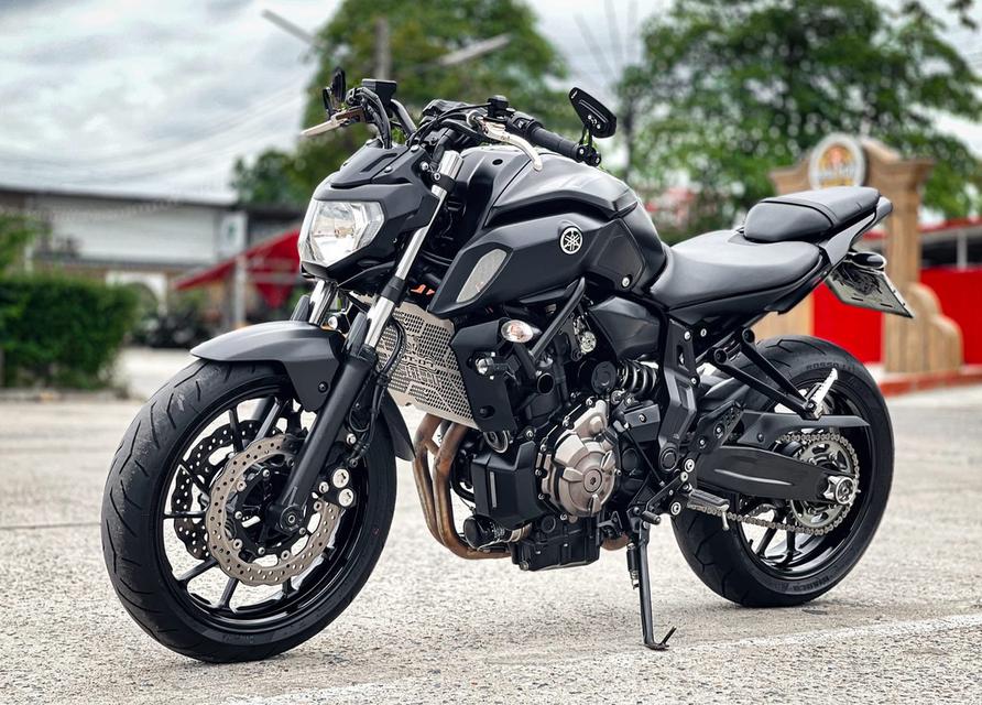 ส่งต่อ Yamaha MT07 สีดำด้าน ปี 2018 2