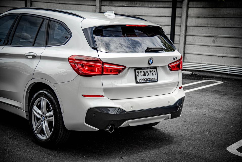 (แจ้งรหัสรถ CBL5721) BMW X1 sDrive18d M Sport 2.0 F48 AT 2017 รูปที่ 9