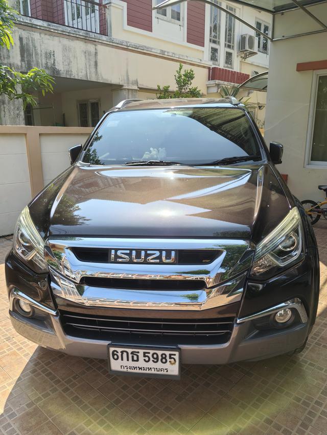 รถยนต์ MU X 3.0 ปี 2017 รถบ้านแท้ มือเดียว