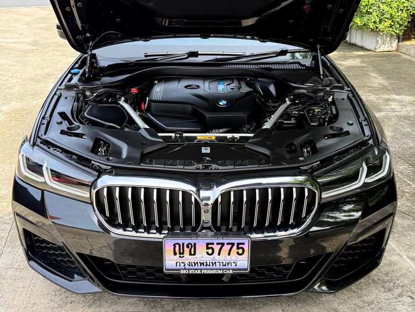 2022 BMW 530e MSPORT LCI รถมือเดียวออกป้ายแดง รถวิ่งน้อย เข้าศูนย์ทุกระยะ ไม่เคยมีอุบัติเหตุครับ 15
