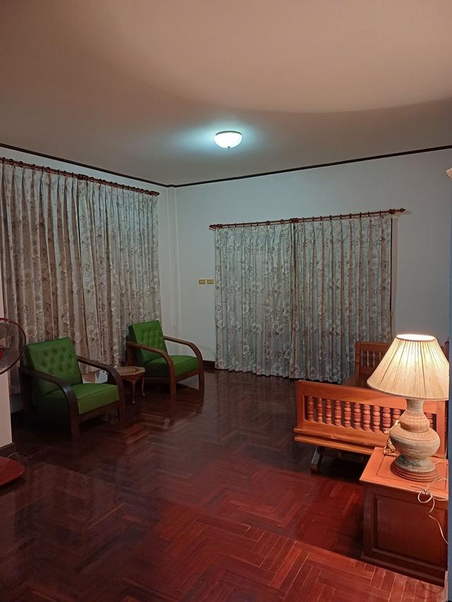 บ้านเดี่ยว 2 ชั้น หมู่บ้าน นันทนา 1  แลนด์แอนด์เฮาส์แม่โจ้ 3