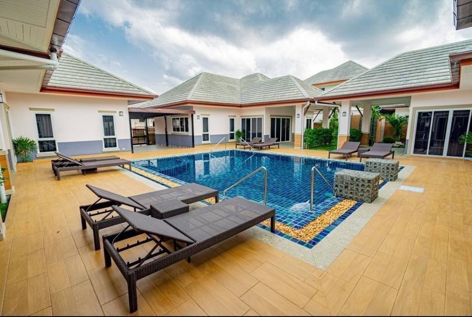 ขายหรือเช่า บ้าน pool villa พัทยา 2