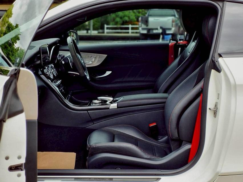 Mercedes-AMG C43 4Matic Coupe 8