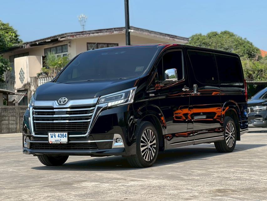 ปี 2024 TOYOTA MAJESTY, 2.8 GRANDEโฉม ปี19-ปัจจุบัน สีดำ ตัวท็อปสุด มือเดียวป้ายแดง
