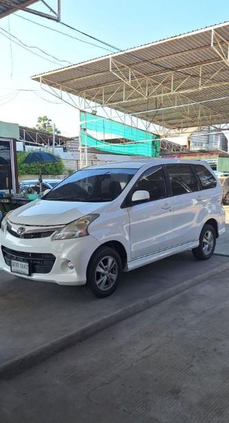 Toyota Avanza ปี 2012