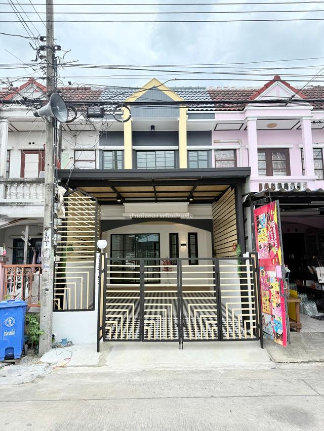 หมู่บ้านรุ่งนภา ร่มเกล้า 16