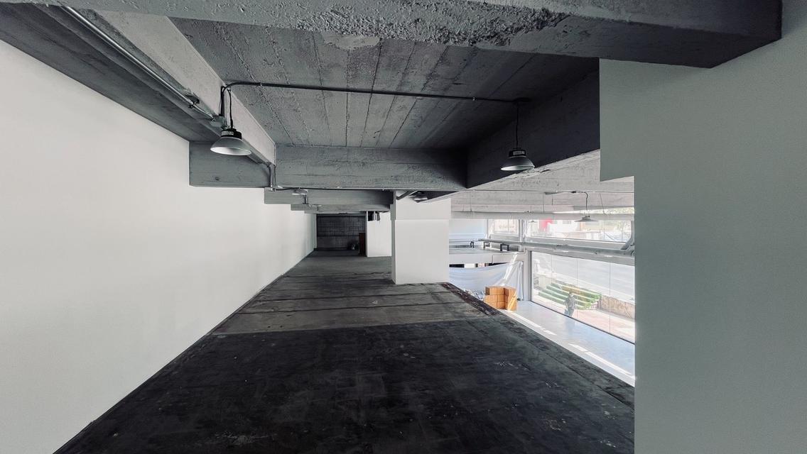 ให้เช่าพื้นที่ชั้น 1 อาคาร MSM (ย่านสามยอด) – พื้นที่กว้าง 900 ตร.ม. 10