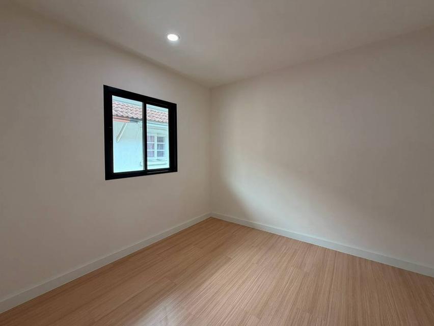 💬🔥 ราคานี้... ฟรีจอง ฟรีดาวน์ ฟรีโอน แถมเฟอร์นิเจอร์ ใครสนใจรีบทักก่อนใครเลย! 🏡 หมู่บ้านพฤกษา 3  ซอยวัดลาดปลาดุก 17