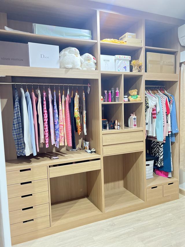 ที่ดินพร้อมสิ่งปลูกสร้างบ้านแฝด 9