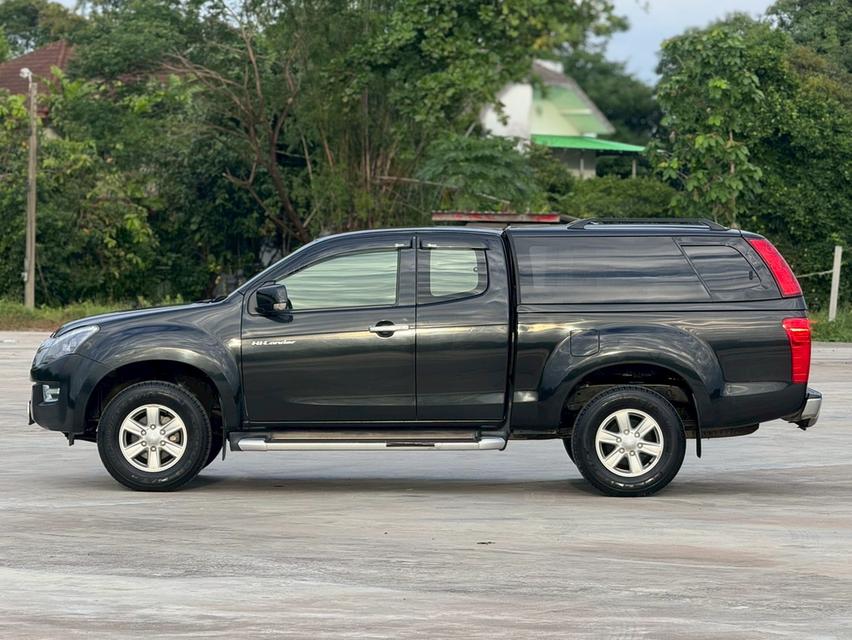 IISUZU DMAX Y2014 Pickup 2dr Ext. Cab Hi-Lander L Man. 5sp RWD 2.5DCT สีดำ Y2014.  เกียร์ธรรมดา  5