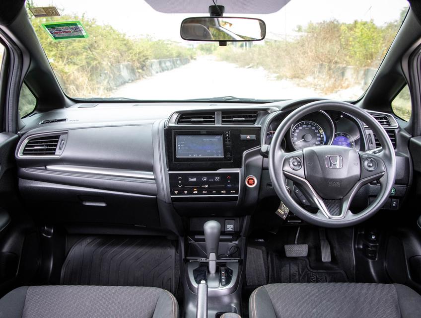 HONDA JAZZ 1.5 RS I-VTEC ปี 2019 6