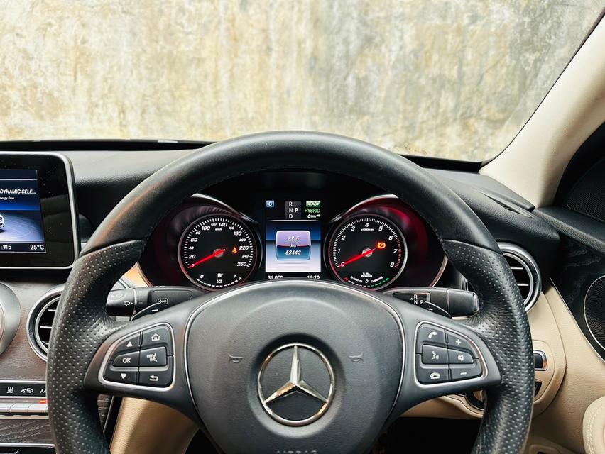Mercedes-Benz C350e Plug-in Hybrid โฉม W205 2018  มือเดียว  6