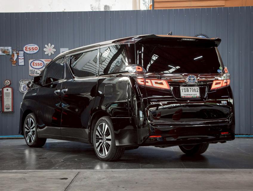 TOYOTA VELLFIRE 2.5 HYBRID X E-FOUR ปี 2021