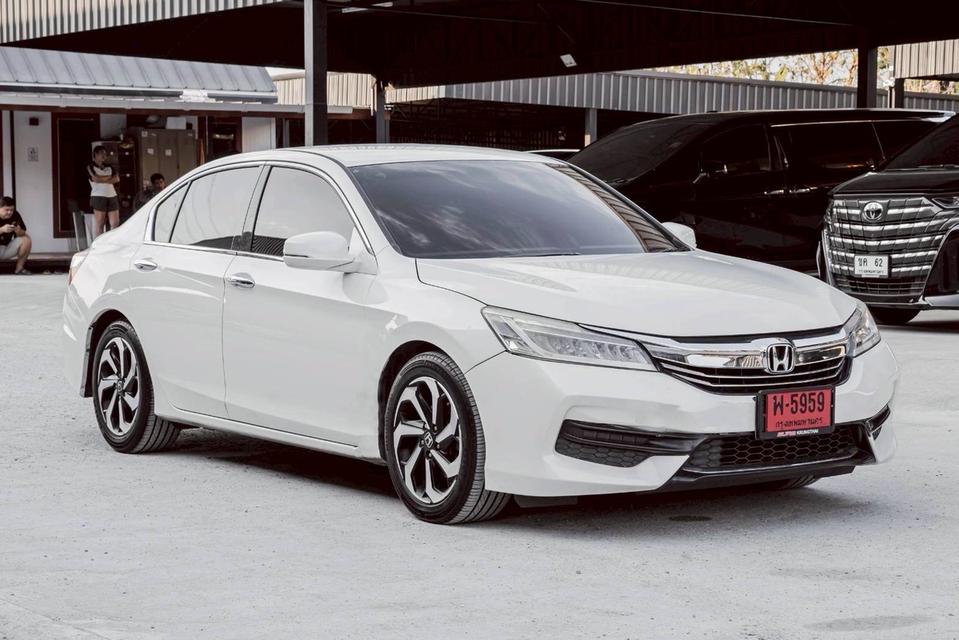 รหัสรถ 67GG7687 Honda Accord 2.0E ปี 2018 รูปที่ 2