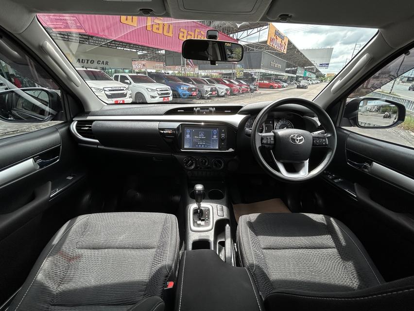 Toyota Hilux Revo 2.4 Entry Smart Cab Prerunner AT ปี 2021  ผ่อน 8,957 บาท รูปที่ 7