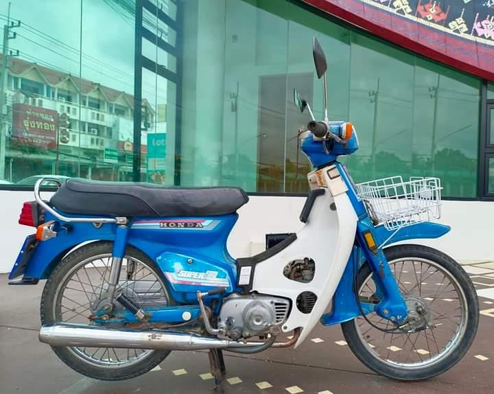 Honda Dream สีฟ้า 2