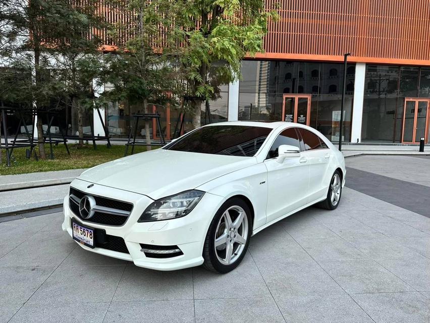 Mercedes-Benz CLS250 amg CDI สีขาว ปี 2012 เลขไมล์ 90,000 km.