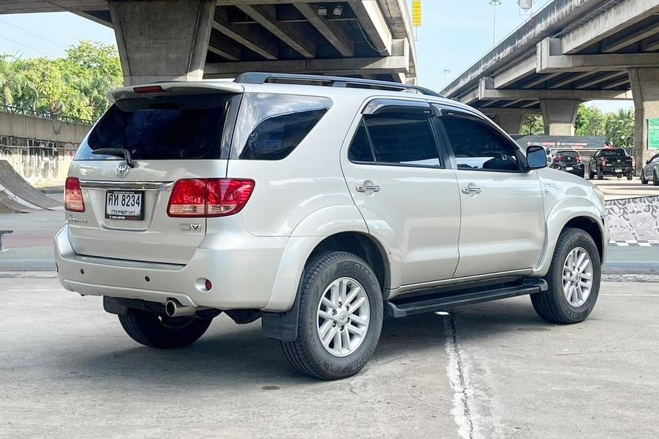 Toyota Fortuner 2.7 V 2WD AT ปี 2005 LPG 2