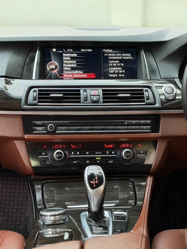รหัสรถ AVA9965 🎉 BMW 525d Luxury LCI โฉมใหม่ F10 ปี 2016 12