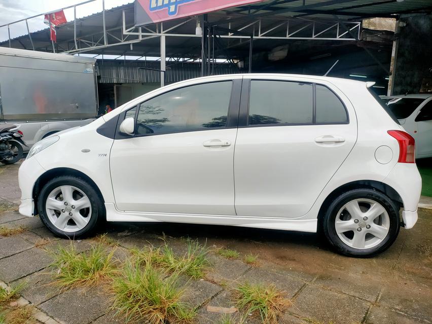 Toyota Yaris 2008