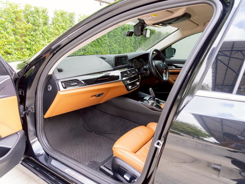 BMW 530e ELITE Plug-in Hybrid ปี 2019 รูปที่ 11