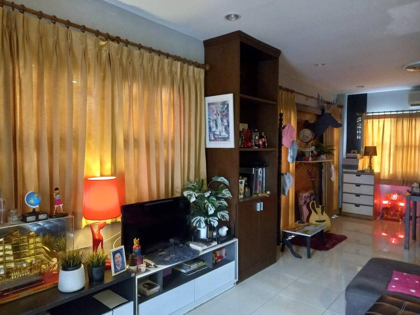 หมู่บ้าน บุณฑรีก์ ต.คลองสอง อ.คลองหลวง จ.ปทุมธานี 12120 ขาย/ให้เช่า บ้านเดี่ยว ตกแต่งครบเข้าอยู่ได้เลย รายละเอียด 📌บ้านเดี่ยว ทำเลดีใกล้เมือง หมู 6