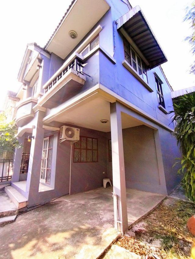 ขาย ทาวน์เฮ้าส์ 2 ชั้น 24 ตรว.หมู่บ้านบุศรินทร์ Land & House ถ.พระยาสุเรนทร์ ซอย 40 แขวงสามวาตะวันตก เขตคลองสามวา กรุงเทพฯ 2