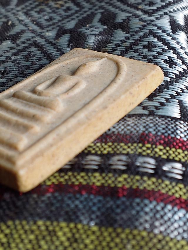 พระสมเด็จวัดระฆัง รุ่นอนุสรณ์ 122 ปี พ.ศ. 2537 พิมพ์ใหญ่ พร้อมกล่องเดิม รูปที่ 5