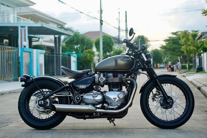 Triumph Bonneville Bobber สภาพดี 4