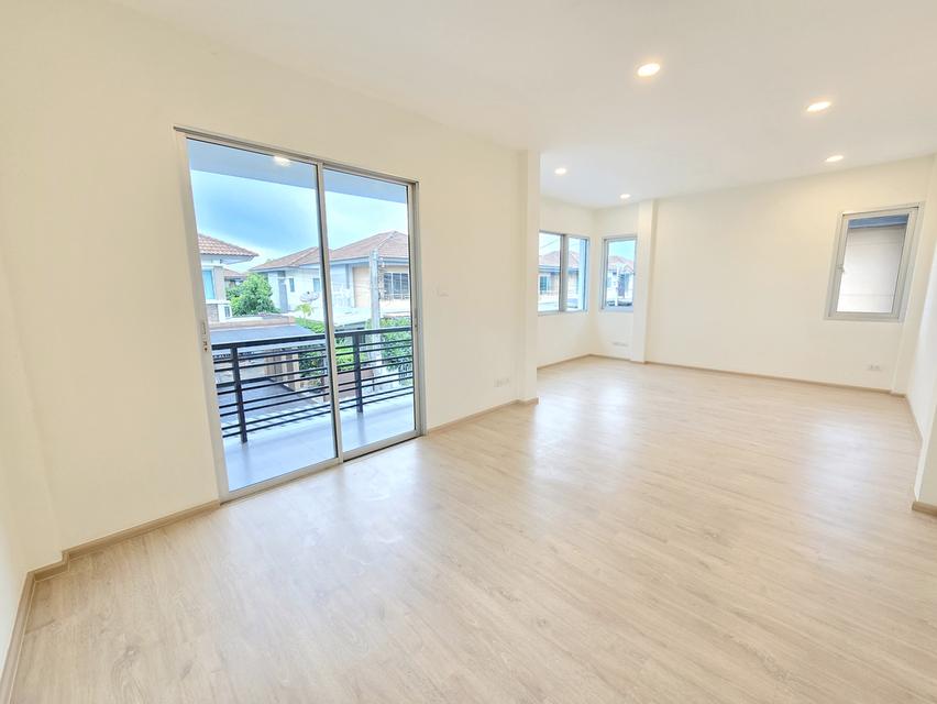 บ้านเดี่ยวหลังริม รีโนเวทสวย Atoll Maldive Palm ใกล้เมกะบางนา 5