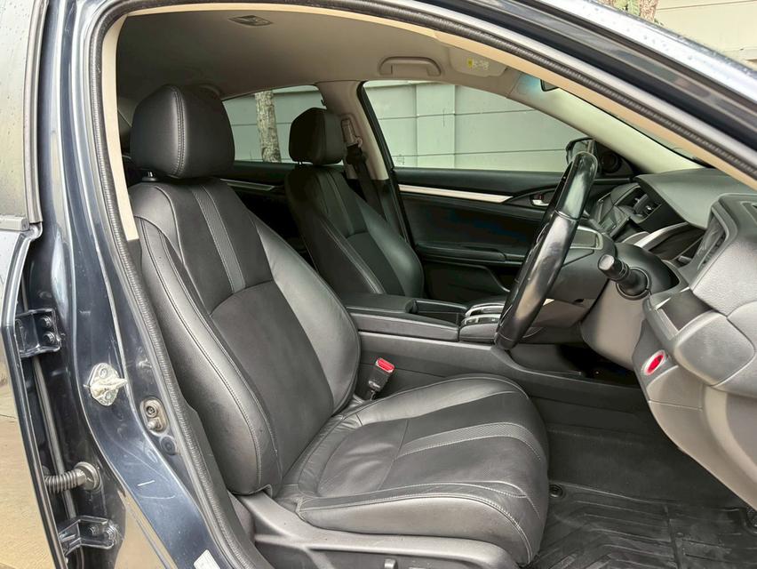 รหัสรถ AVA5669 ❤️ HONDA CIVIC FC 1.8EL รุ่น Top ปี 2016 option เต็ม ประวัติเข้าศูนย์ครบ รูปที่ 11
