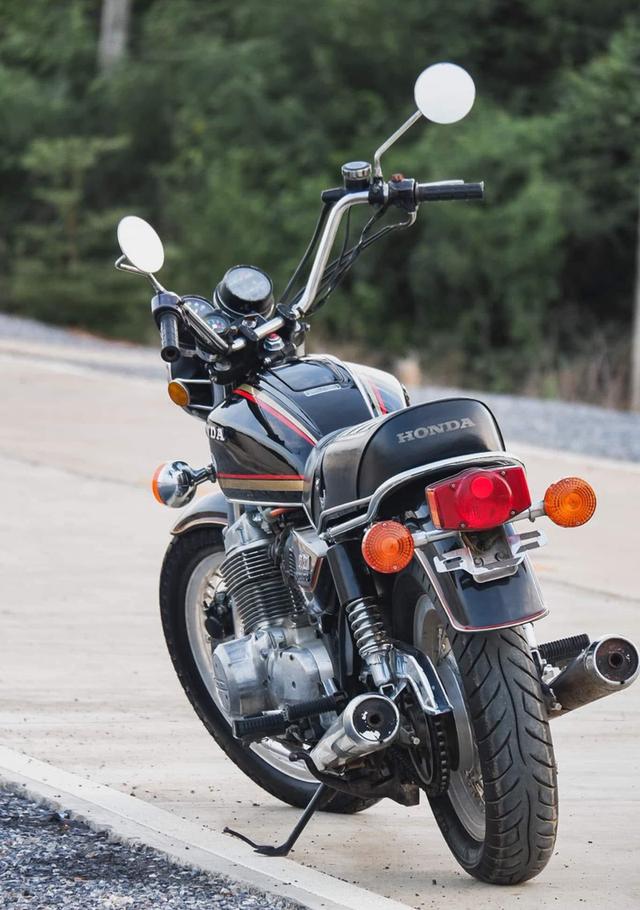 Honda CB750 ปี 1977 หายากมาก 4