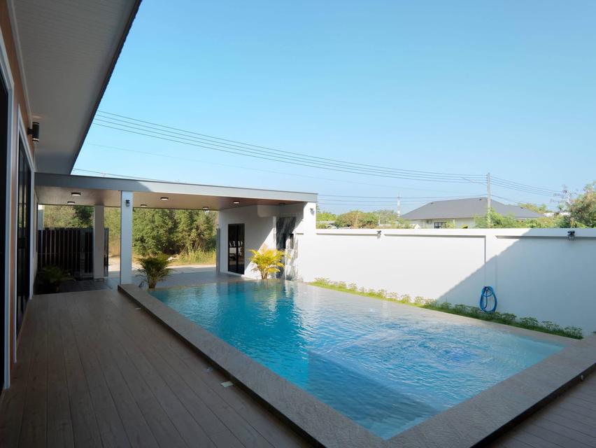 Pool villa at Pattaya 9
