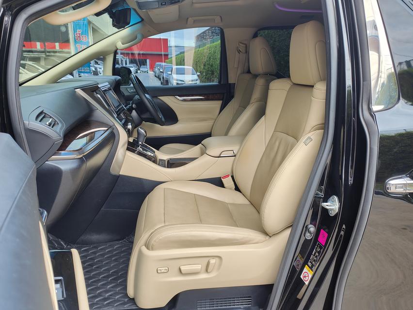 Toyota Alphard 2.5 Hybrid E-Four AT ปี 2019 8