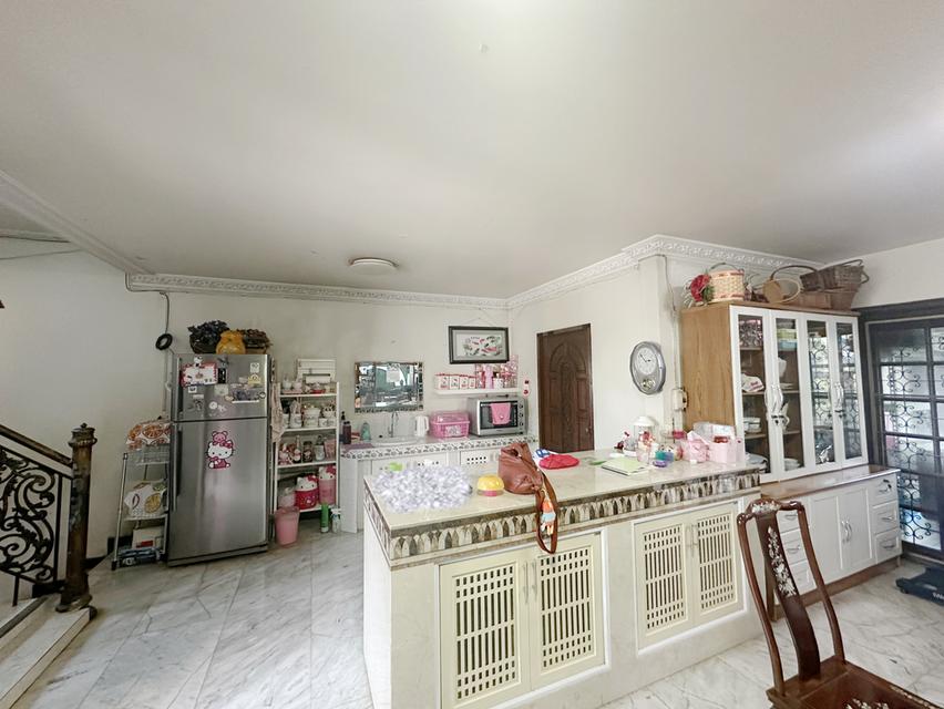 บ้านเดี่ยว 2 ชั้น หมู่บ้านเมืองเอก โครงการ 1 ถนนเอกทักษิณ ซอยเอกทักษิณ 2 ตำบลหลักหก อำเภอเมืองปทุมธานี จังหวัดปทุมธานี 14