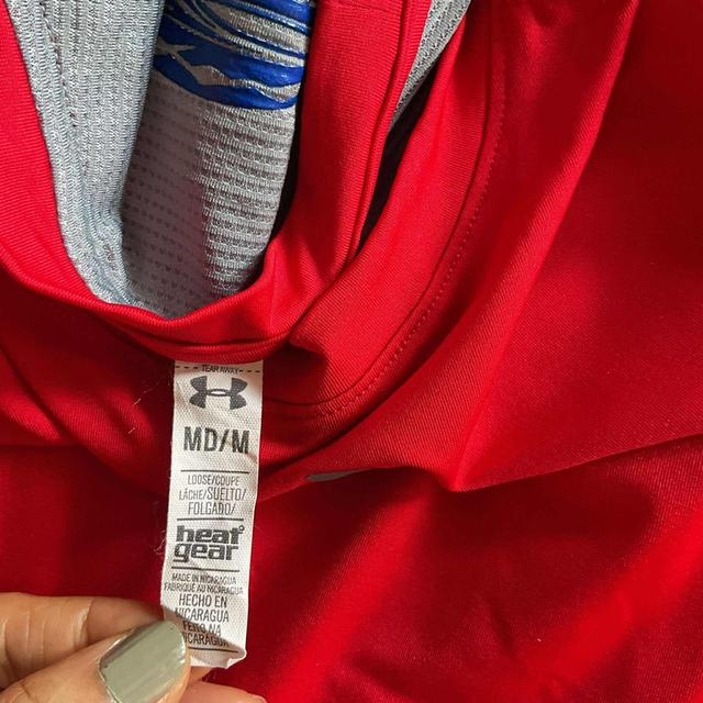 under armour เสื้อกีฬามือสอง รูปที่ 3