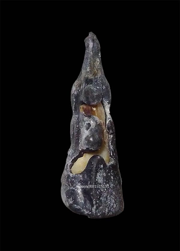 พระพุทธชินราช เนื้อตะกั่วฝังเขี้ยวหมาป่า หลวงพ่อดำ วัดกุฏิ จ.ปราจีนบุรี รูปที่ 3