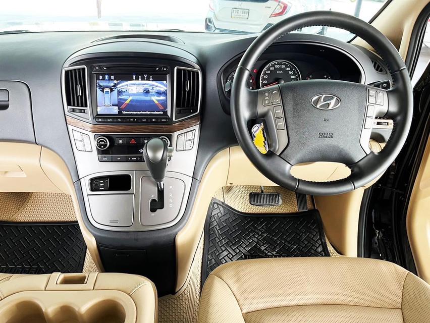  Hyundai H-1 2.5 Deluxe (ปี 2019) Wagon AT รถตู้มือสอง รถสวย สภาพดี ฟรีดาวน์ ไมล์น้อย พลาดไม่ได้!! 4