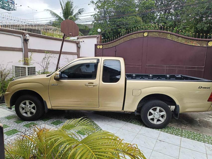 ISUZU DMAX SPACECAB 6